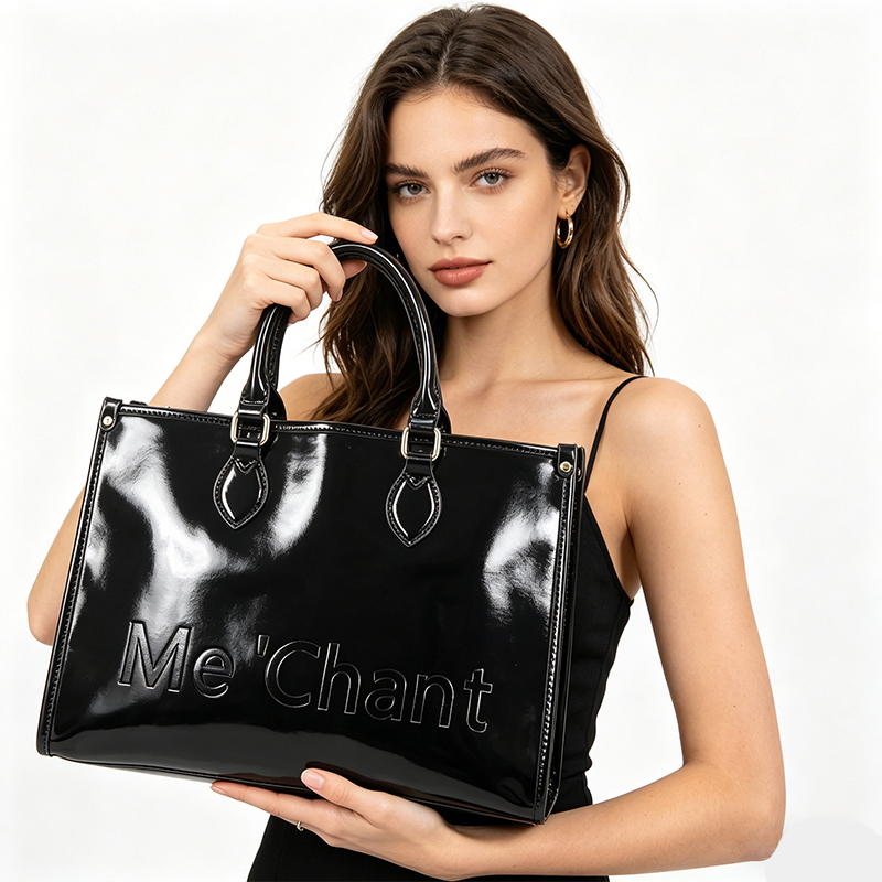Top Handle Patent Bag - حقيبة يد نسائية سوداء لامعة من