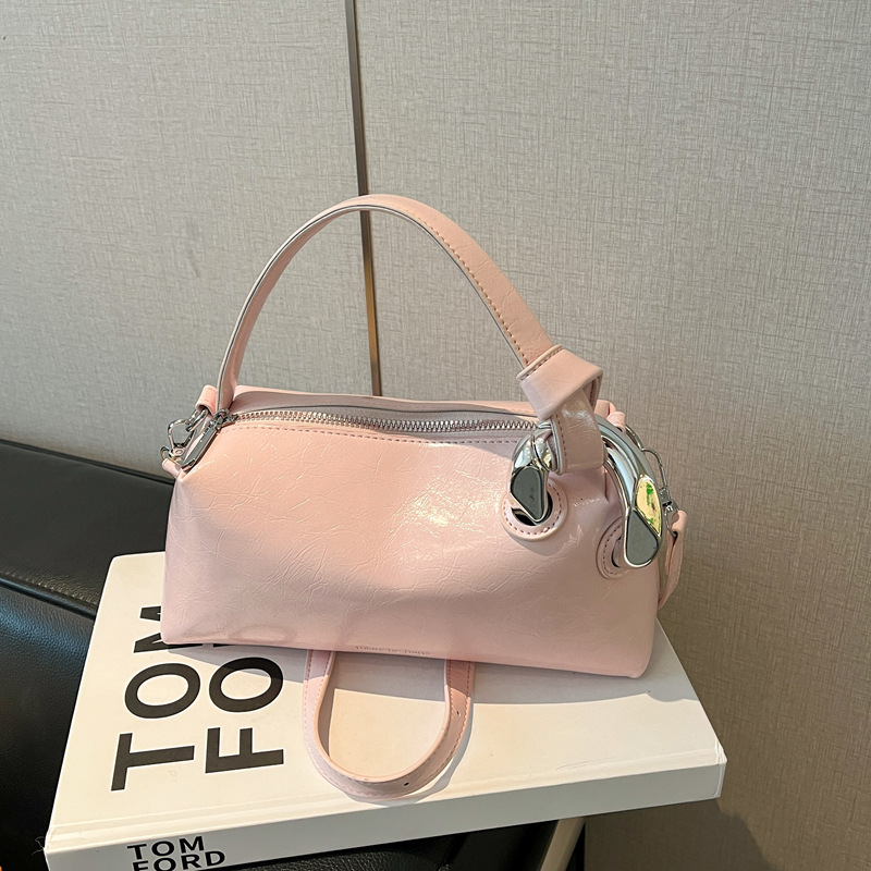 Top Handle Patent Bag - حقيبة يد نسائية أنيقة من الجلد