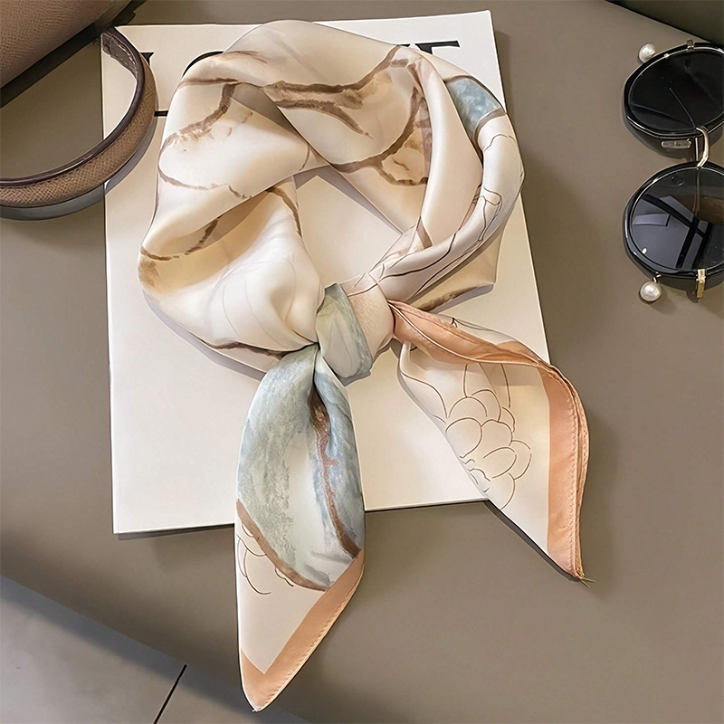 Luxury Bags For Summer - 2024 تصميم الأزياء طباعة الساتان ساحة