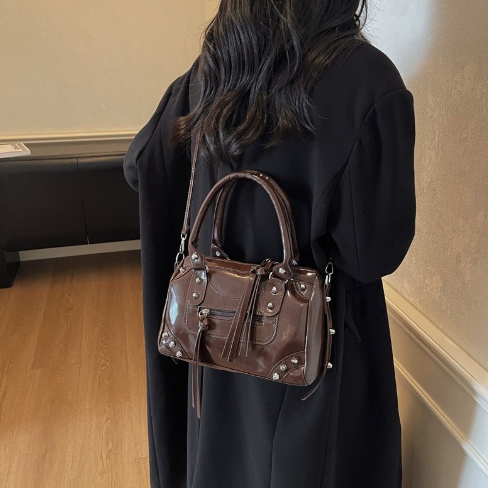 حقيبة كتف نسائية كبيرة السعة م - مراجعة Top Handle Patent Bag وسعره