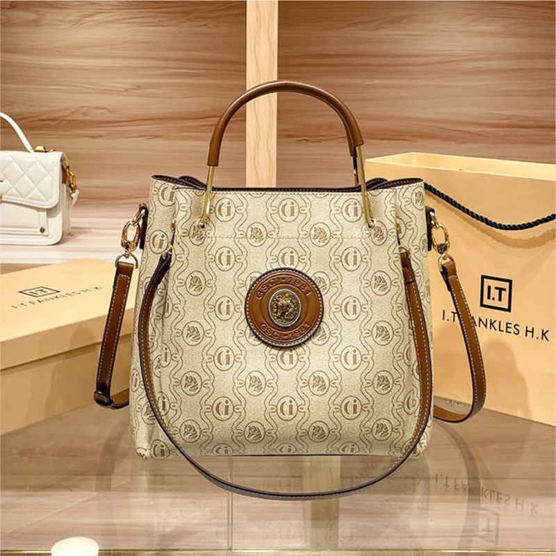 حقيبة يد نسائية ماركة فاخرة خف - مراجعة Luxury Bags For Summer وسعره